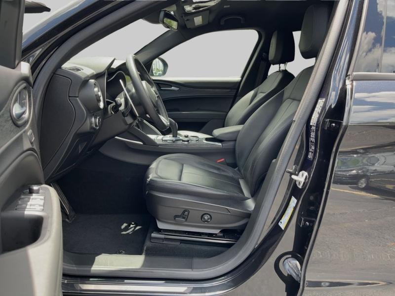 Alfa Romeo Stelvio Sprint - Thumbnail 11