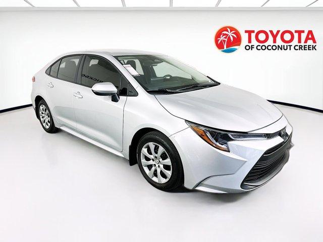 Toyota Corolla Le Fwd 4Dr Car - View 1