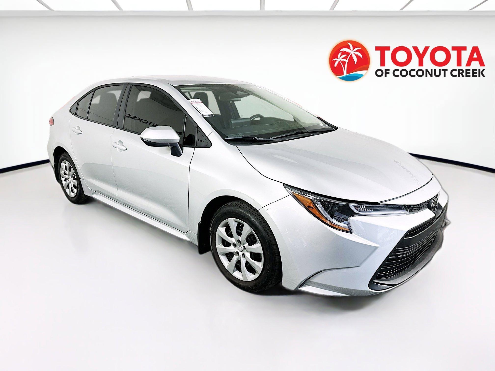 Toyota Corolla Le Fwd 4Dr Car - Thumbnail 2