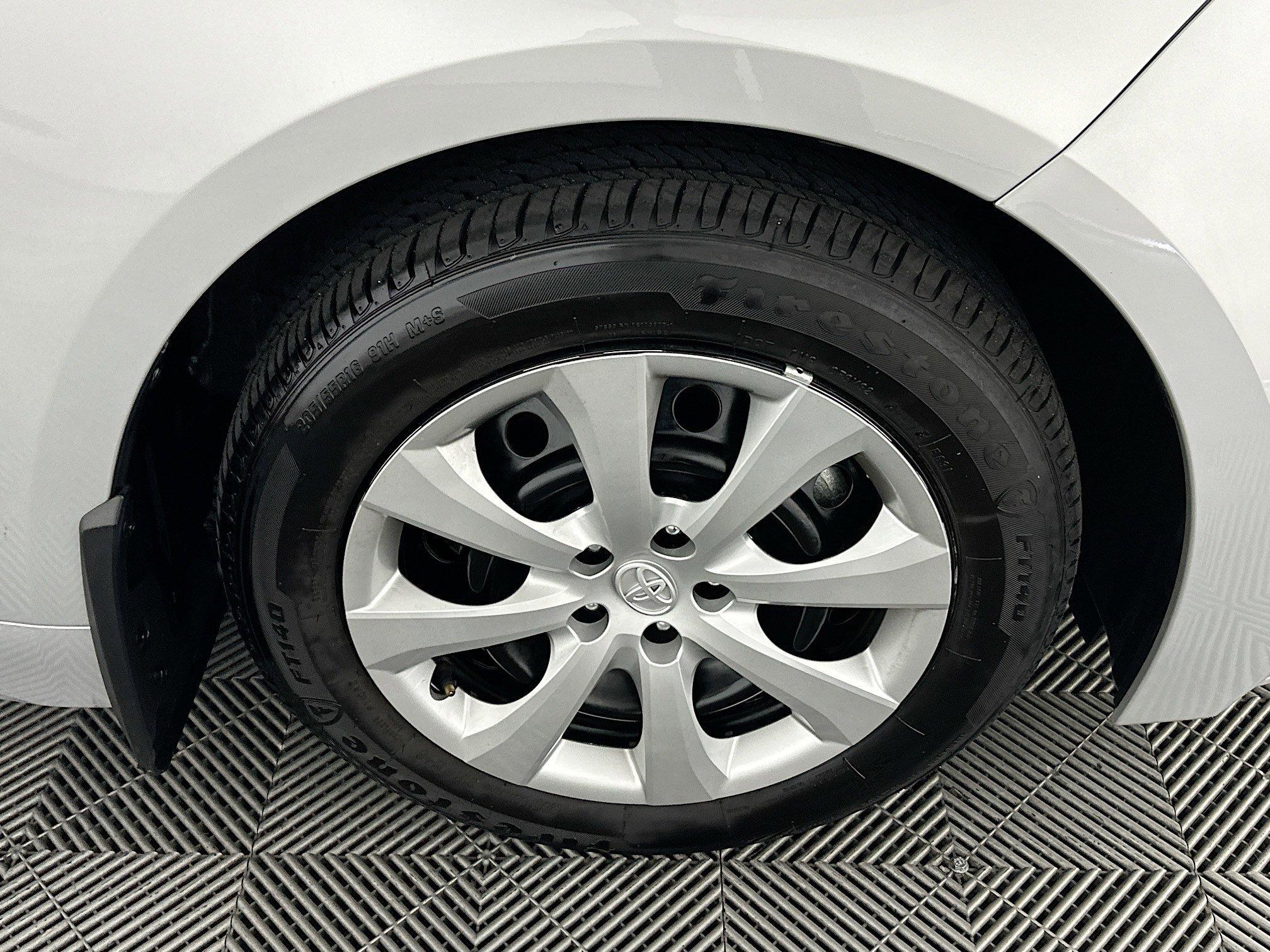 Toyota Corolla Le Fwd 4Dr Car - Thumbnail 12