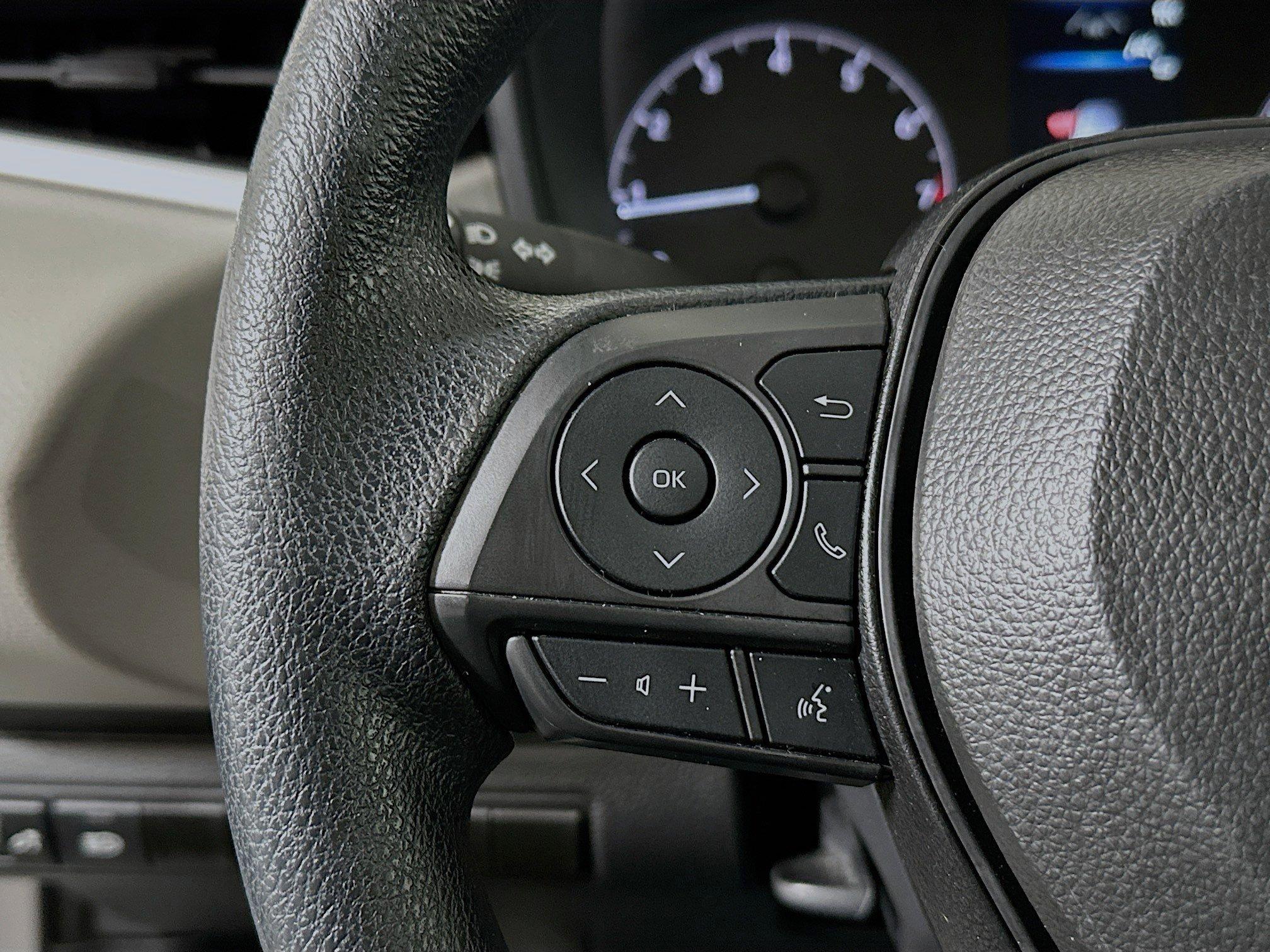 Toyota Corolla Le Fwd 4Dr Car - Thumbnail 17