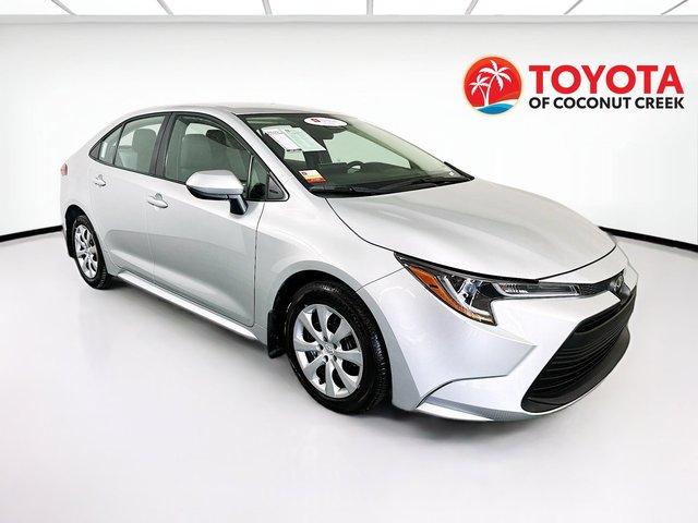 Toyota Corolla Le Fwd 4Dr Car - View 1