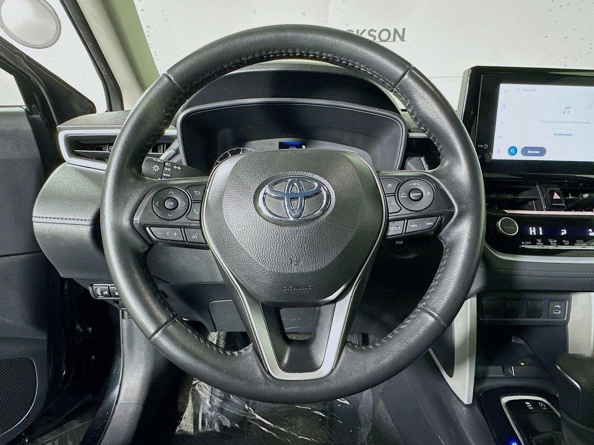 Toyota Corolla Cross Le Fwd Sport Utility - Thumbnail 16