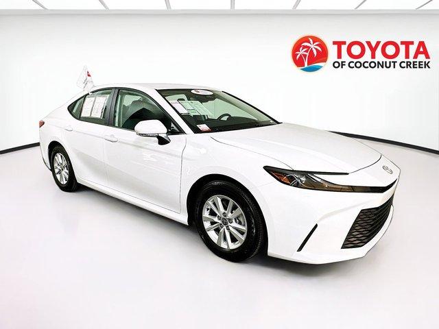 Toyota Camry Le Fwd 4Dr Car - View 1