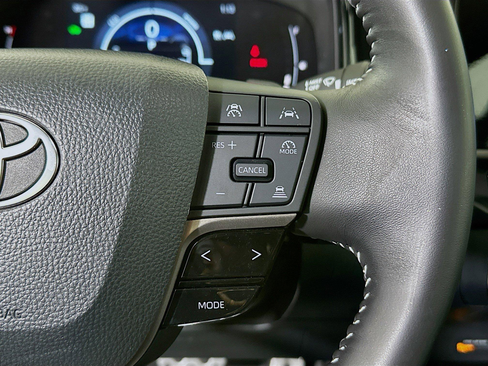 Toyota Camry Se Fwd 4Dr Car - Thumbnail 18