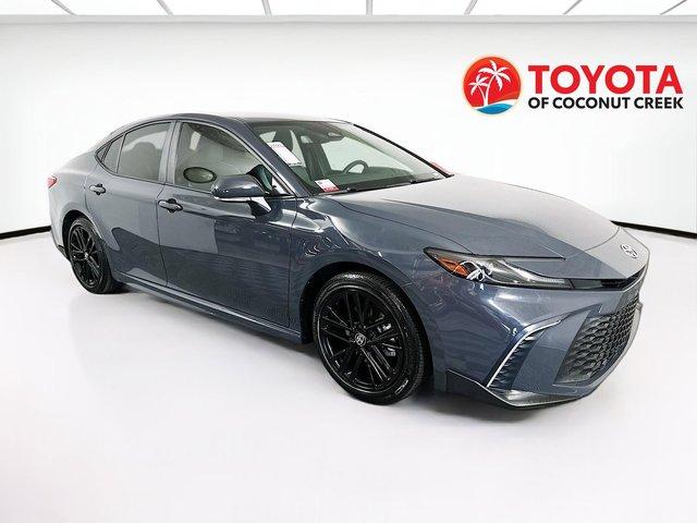 Toyota Camry Se Fwd 4Dr Car - View 1