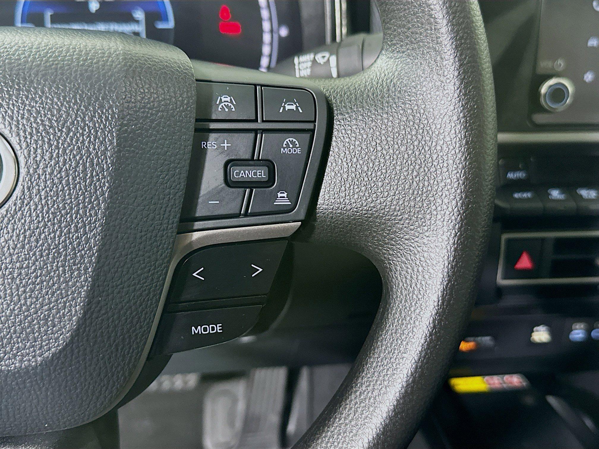 Toyota Camry Le Fwd 4Dr Car - Thumbnail 18