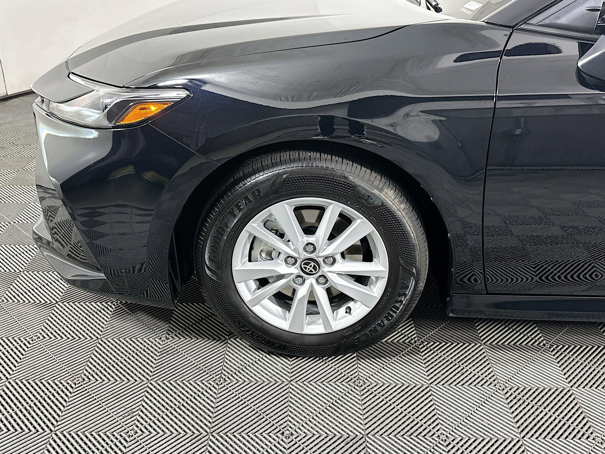 Toyota Camry Le Fwd 4Dr Car - Thumbnail 12