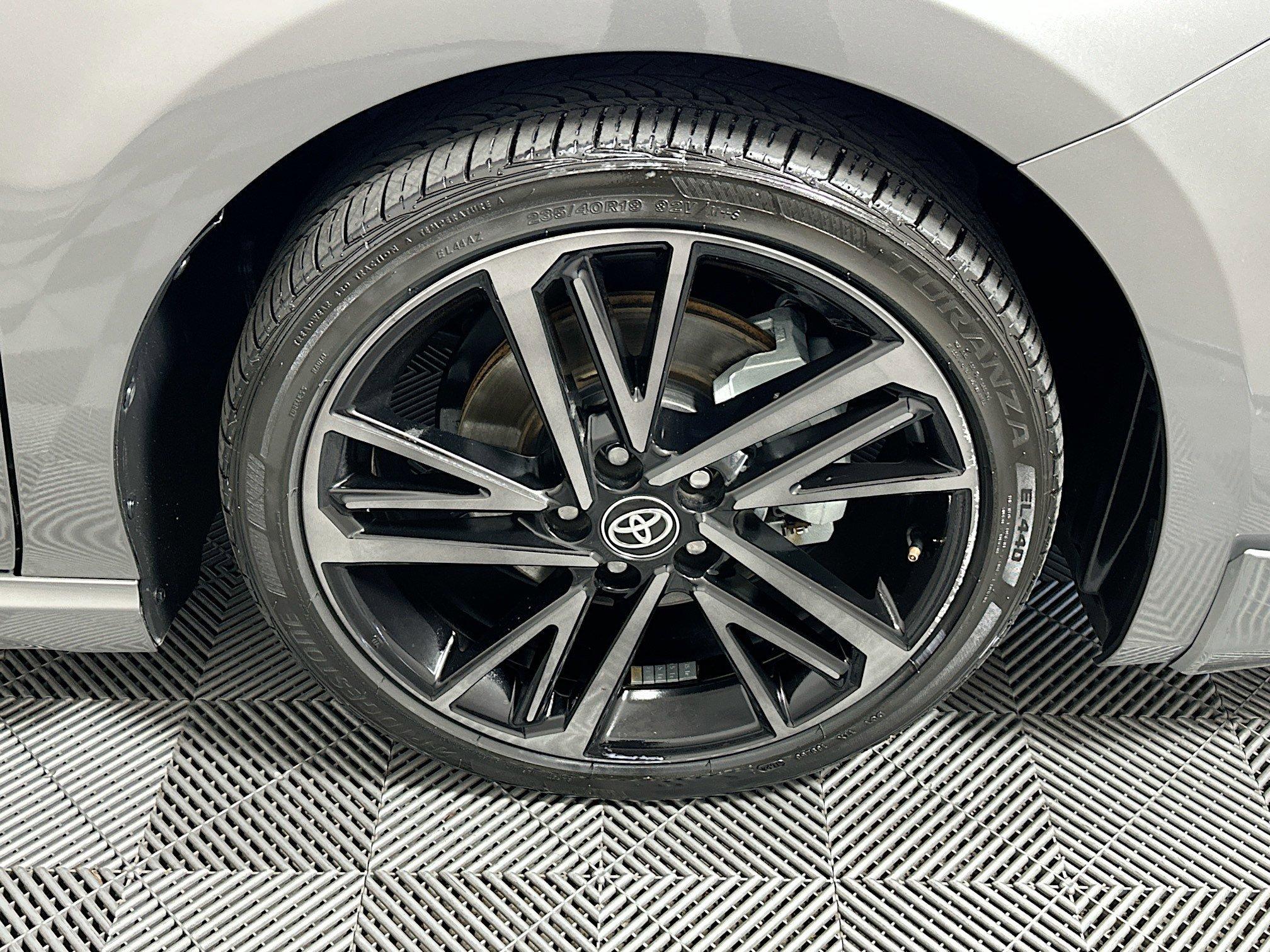 Toyota Camry Xse Fwd 4Dr Car - Thumbnail 12