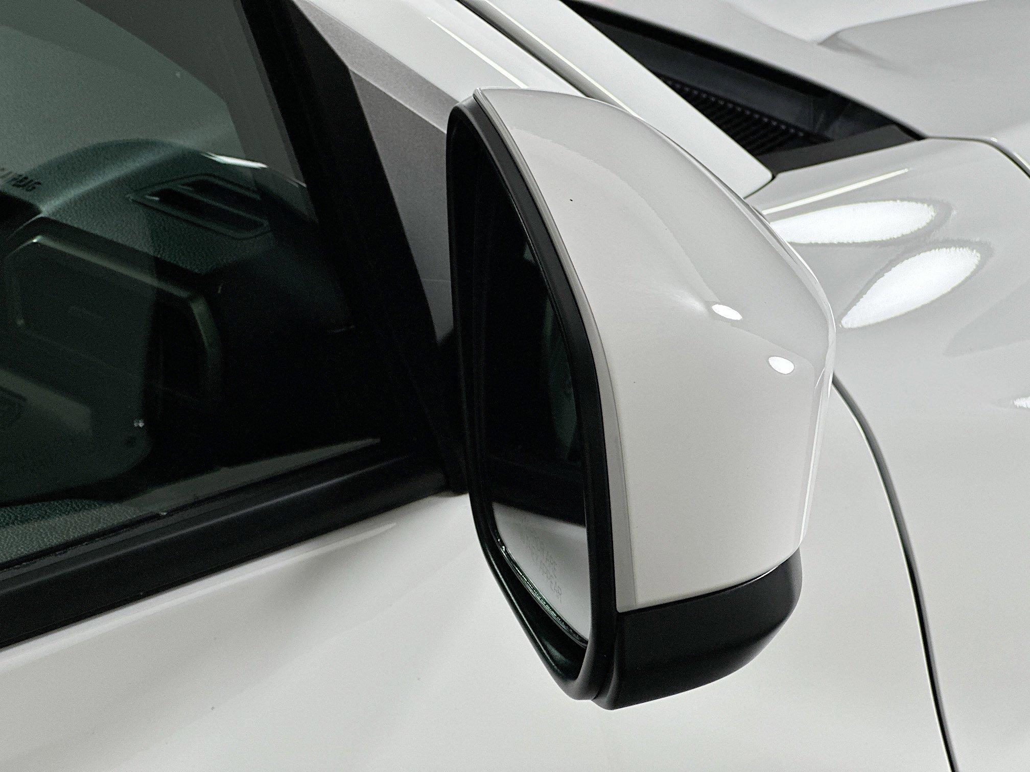 Toyota Tacoma 2Wd Sr5 Rwd Crew Cab Pickup - Thumbnail 11