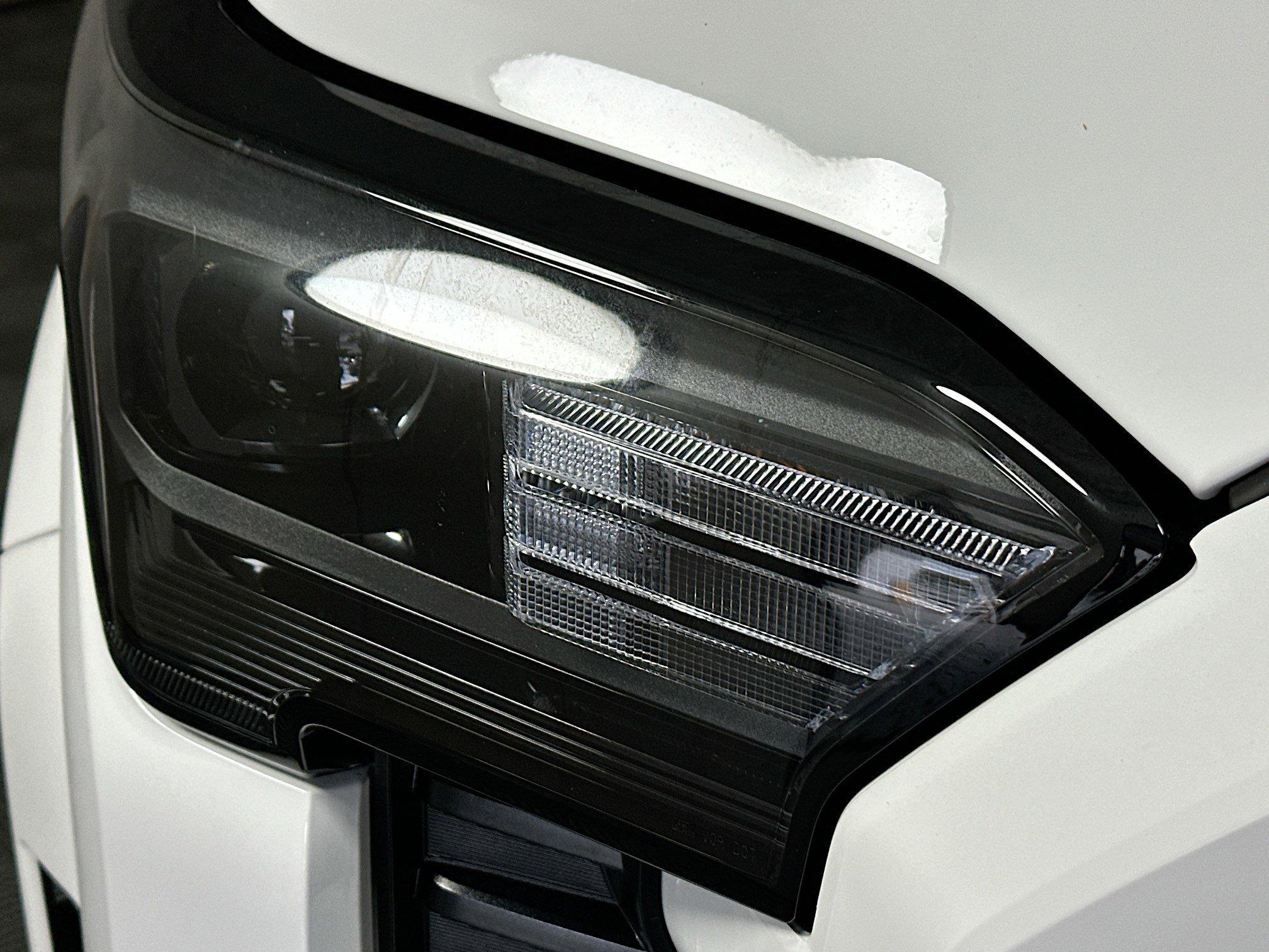 Toyota Tacoma 2Wd Sr5 Rwd Crew Cab Pickup - Thumbnail 10