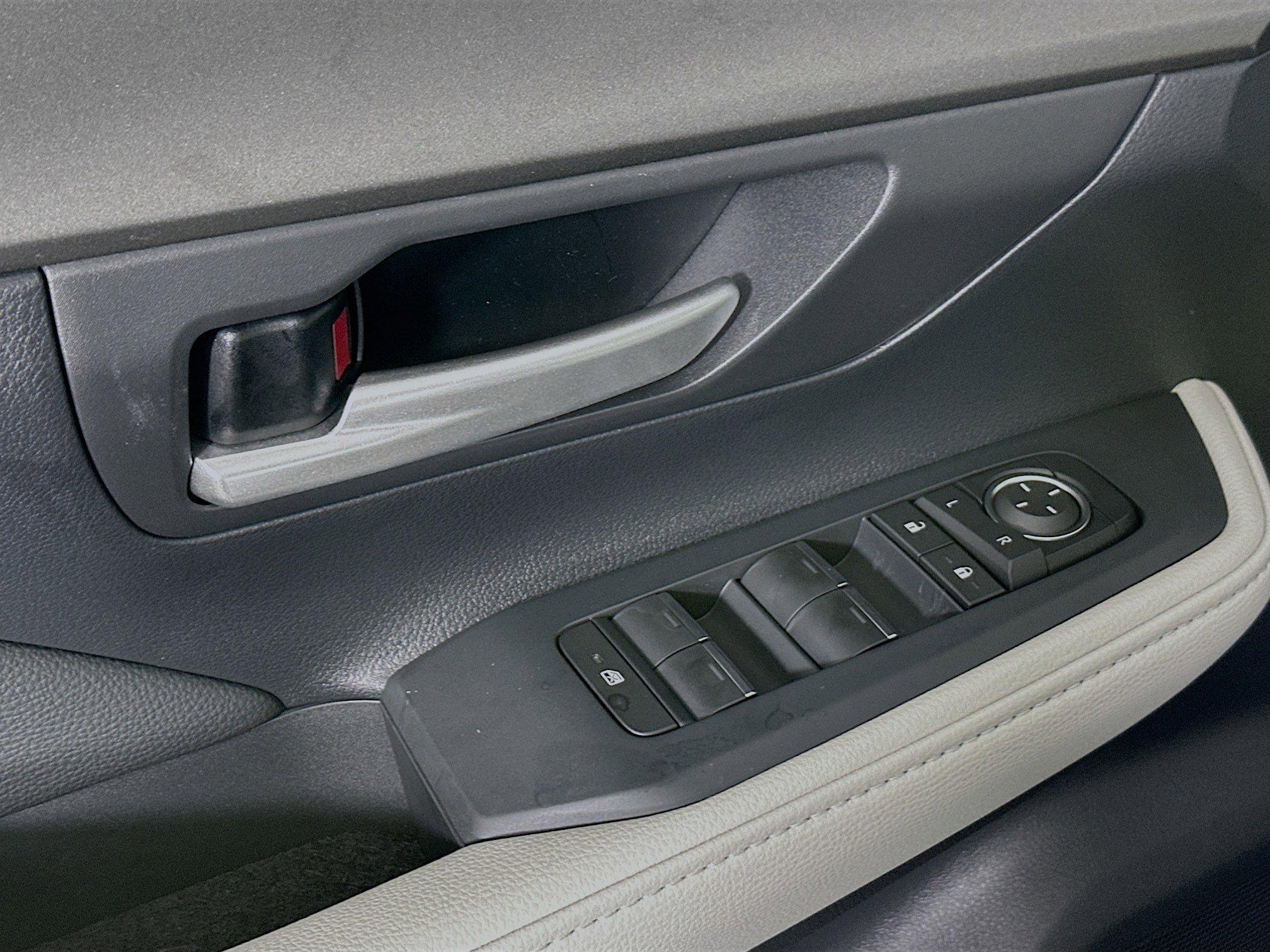 Toyota Grand Highlander Xle Fwd Sport Utility - Thumbnail 15