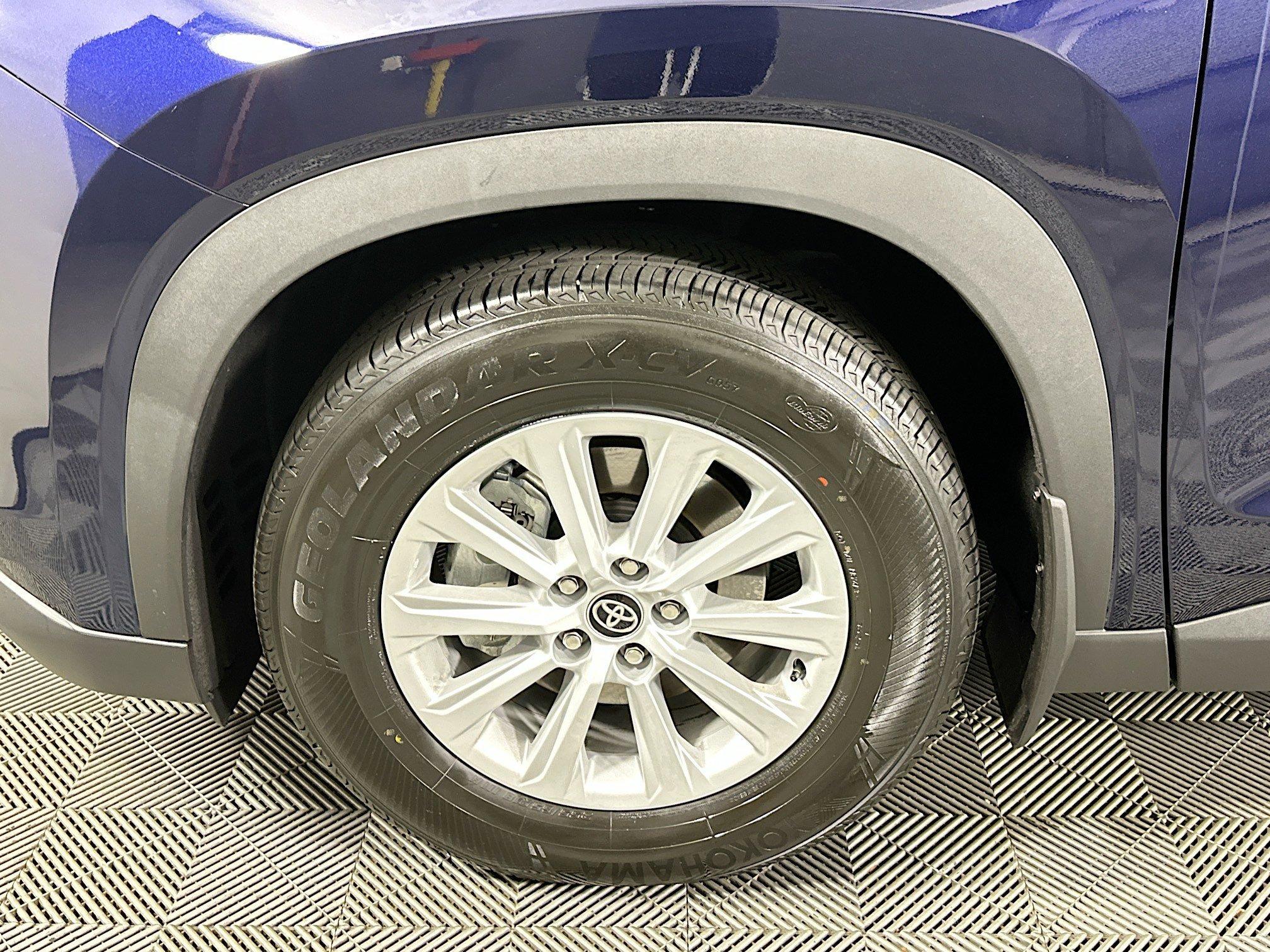 Toyota Grand Highlander Xle Fwd Sport Utility - Thumbnail 12