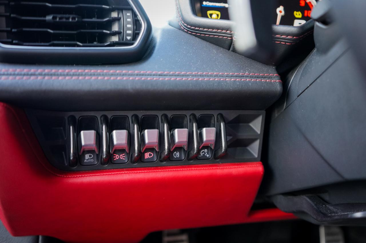 Lamborghini Huracan - Thumbnail 2