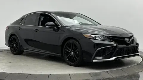 Toyota Camry Xse - Thumbnail 4