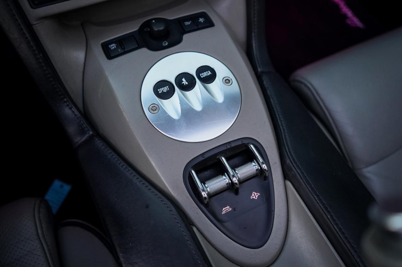 Lamborghini Gallardo - Thumbnail 2