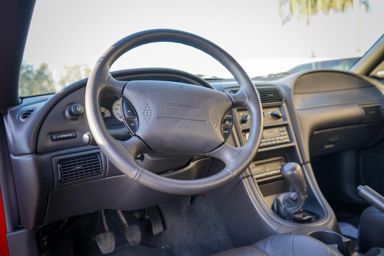 Ford Mustang - Thumbnail 13