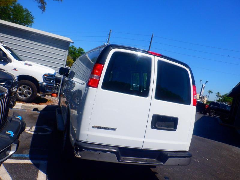 Chevrolet Express2500 Cargo Van 135" Wheel Base - Thumbnail 10