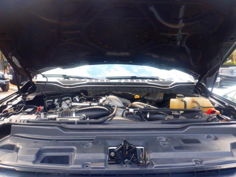 Ford F-250 Sdcrew Lariat 4X4 - Thumbnail 5