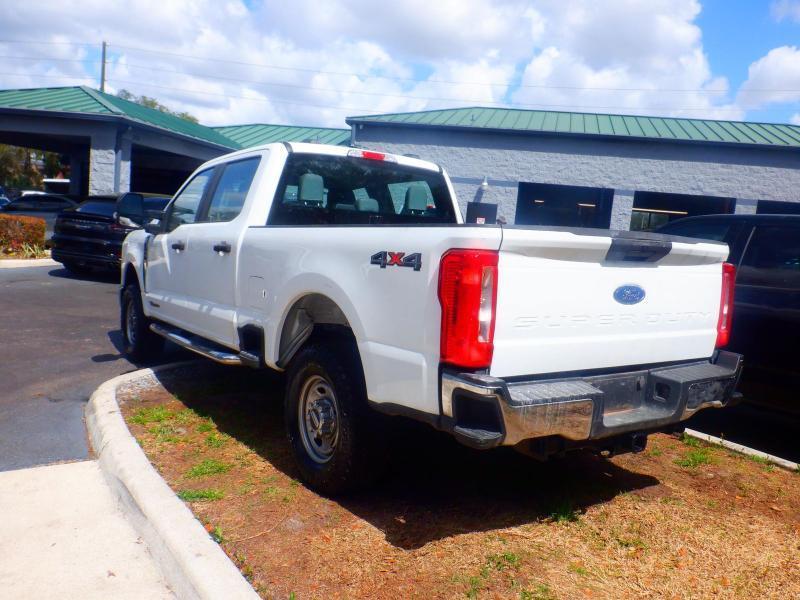 Ford F-250 Sdcrew Xl 4X4 - Thumbnail 10