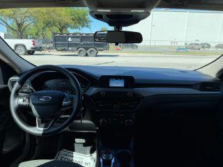 Ford Escape - Thumbnail 15