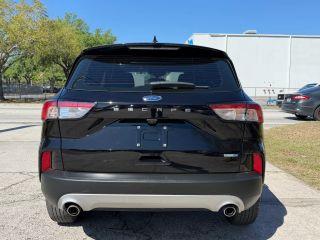 Ford Escape - Thumbnail 10