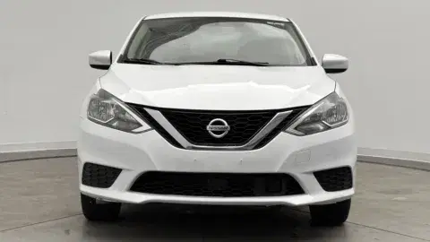 Nissan Sentra S - Thumbnail 3