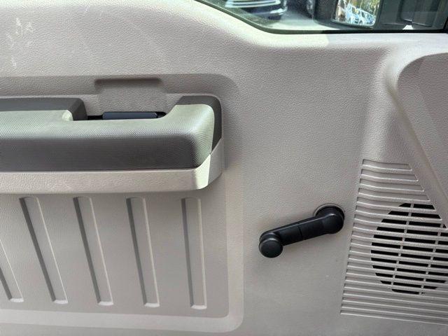 Ford F-350SD - Thumbnail 10