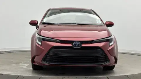 Toyota Corolla Hybrid Le - Thumbnail 3