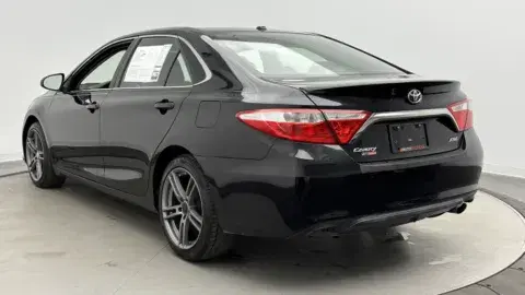 Toyota Camry Xse - Thumbnail 6