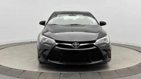 Toyota Camry Xse - Thumbnail 3