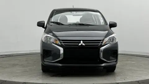 Mitsubishi Mirage Es - Thumbnail 3