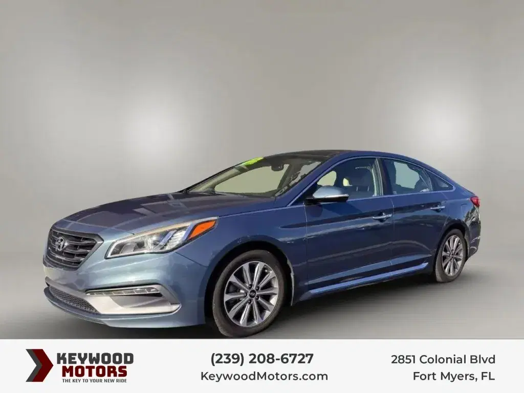 Hyundai Sonata Limited Sedan 4D - Thumbnail 2