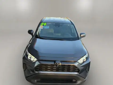 Toyota Rav4 Xle Sport Utility 4D - Thumbnail 4