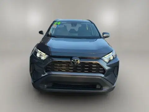 Toyota Rav4 Xle Sport Utility 4D - Thumbnail 3