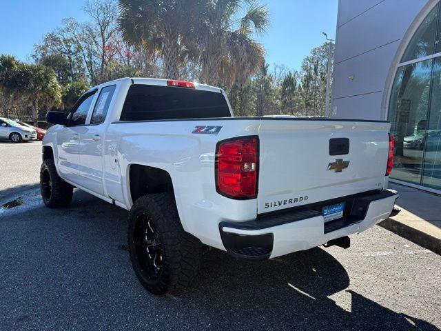 Chevrolet Silverado 1500 - Thumbnail 3