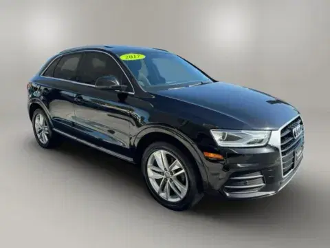 Audi Q3 Premium Plus Sport Utility 4D - Thumbnail 5