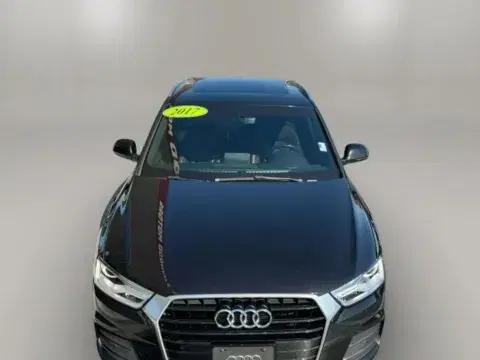 Audi Q3 Premium Plus Sport Utility 4D - Thumbnail 4