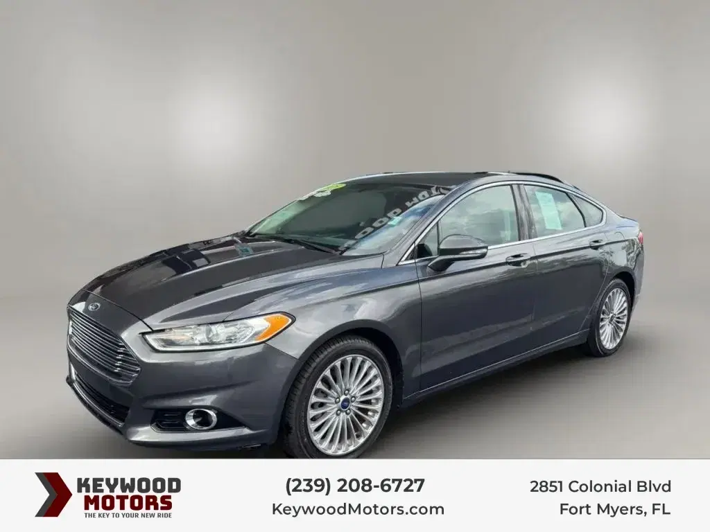 Ford Fusion Titanium Sedan 4D - View 1