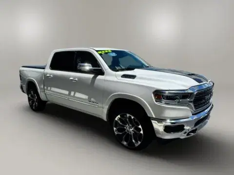 Ram 1500 Crew Cab Limited Pickup 4D 5 1/2 Ft - Thumbnail 6