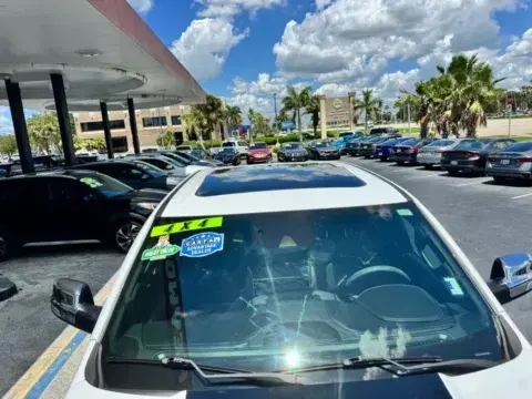 Ram 1500 Crew Cab Limited Pickup 4D 5 1/2 Ft - Thumbnail 5