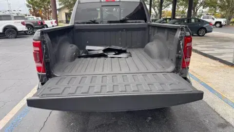 Ram 1500 Crew Cab Big Horn Pickup 4D 5 1/2 Ft - Thumbnail 6