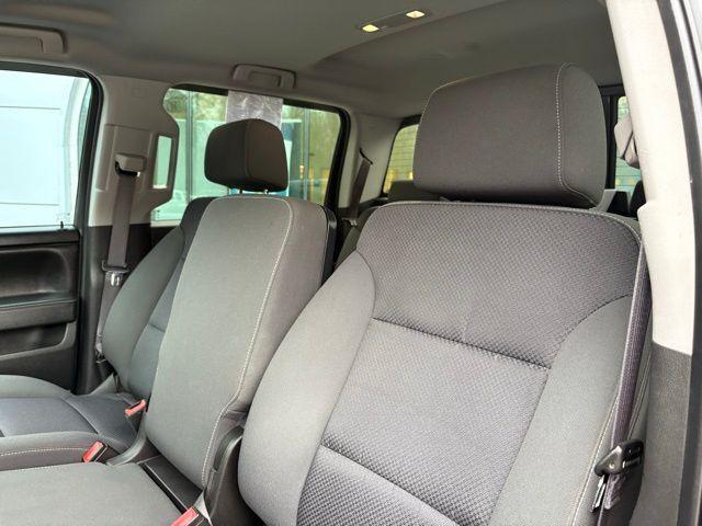 Chevrolet Silverado 1500 - Thumbnail 12