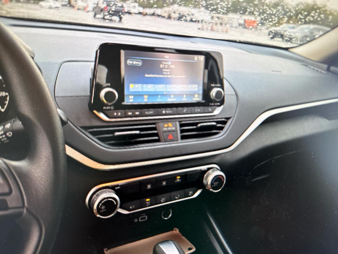 Nissan Altima2.5 S Sedan - Thumbnail 4