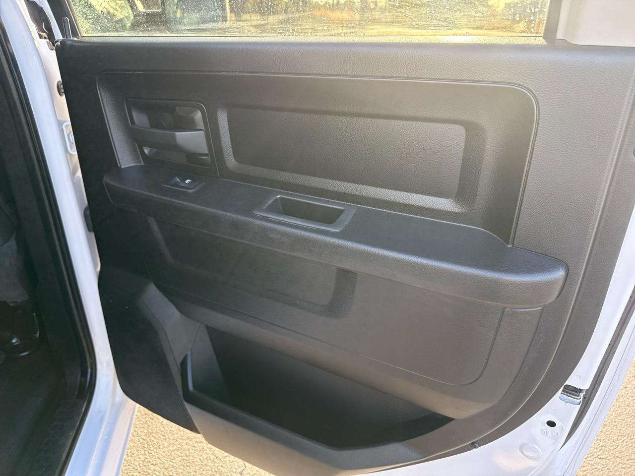 Ram 1500 Classictradesman 4X4 Crew Cab 6'4" Box - Thumbnail 12