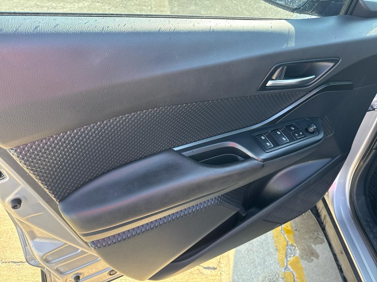 Toyota C-Hrxle Fwd (Natl) - Thumbnail 19