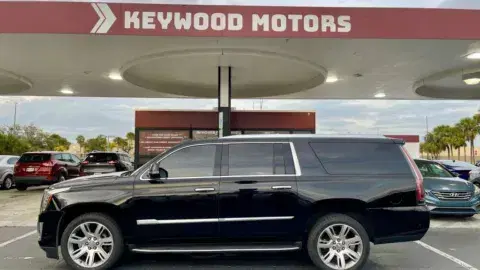 Cadillac Escalade Esv Luxury Sport Utility 4D - Thumbnail 3