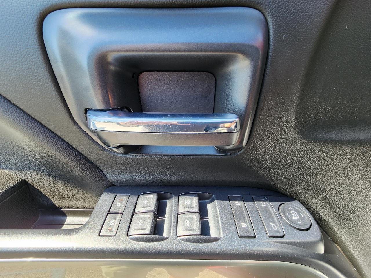 Chevrolet Silverado 1500 Ld4Wd Double Cab Lt - Thumbnail 12