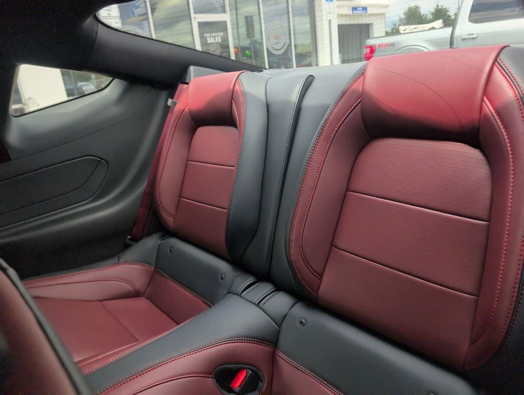 Ford Mustang Ecoboost® Premium Fastback - Thumbnail 15