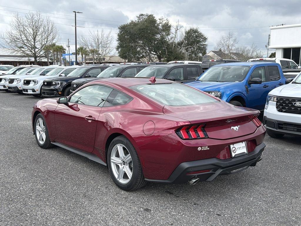 Ford Mustang Ecoboost® Fastback - Thumbnail 8